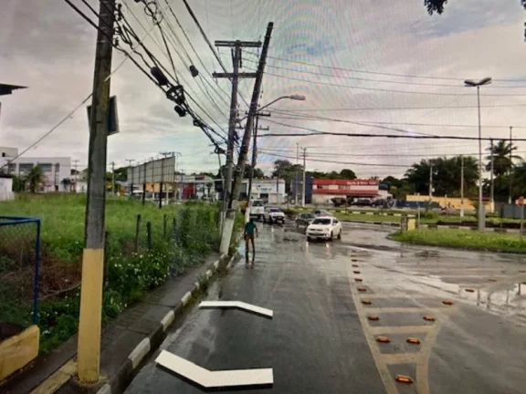 Imagem AREA COM 1.750,00m2, ÓTIMIA VISIBILIDADE, ACESSO PELA ESTRADA DO COCO e POR DENTRO DE VILLAS - IDEAL PARA LOJAS DE VAREJO - SEDE DE GRANDES EMPRESAS