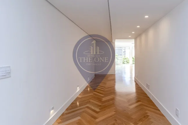 Imagem Imóvel Exclusivo de 2 Quartos e 2 Suites no coração de Cerqueira César, São Paulo-SP, com 142,96 m² e 2 Vagas de Garagem.