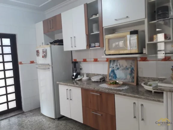 Imagem Sobrado à venda com 04 dormitórios e 04 vagas- Jardim Merci - Jundiaí/SP