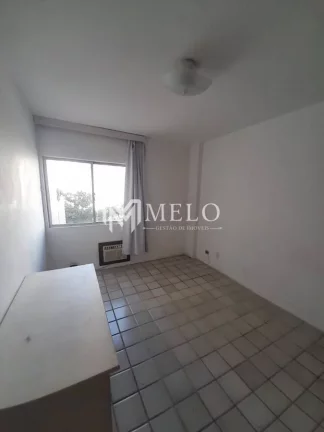 Imagem Apto. com 3 qts, 1 suíte, 2 vagas, 136m2 em Boa Viagem...