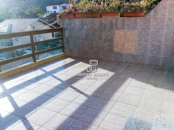 Imagem Casa à venda, 86 m² por R$ 390.000,00 - Vale do Paraíso - Teresópolis/RJ