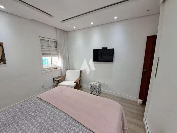 Imagem Apartamento Cobertura Duplex - 03 Quartos (01 suíte) - Poucas quadras da praia