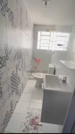 Imagem Vende-se casa com 4 Quartos,2 Suites, 2 Varandas , bela vista no centro da cidade