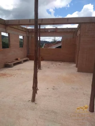 Imagem Casa em construção á venda em Campos do Jordão-SP