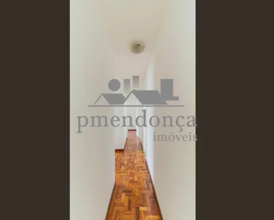 Imagem Apartamento amplo, living para 02 ambientes, dormitórios com armários, banheiro social, cozinha e ...