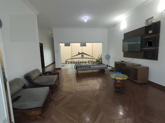Imagem Casa à venda no bairro Vila Passos - Lorena/SP