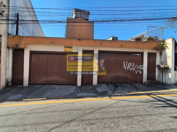Casa à Venda, 198 m² em Centro - Carapicuíba