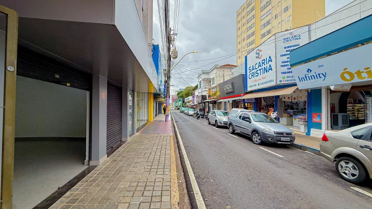 Imagem SALA DISPONIVEL PARA LOCAÇÃO NO SEGUNDO ANDAR - RUA VOLUNTARIOS DA FRANCA AO LADO DA PRAÇA