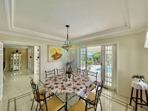 Imagem Casa em Condomínio a Venda no bairro Granja Viana - Cotia, SP