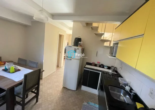 Imagem Casa 3 dormitórios no bairro Camaquã próximo ao Zaffari Cavalhada