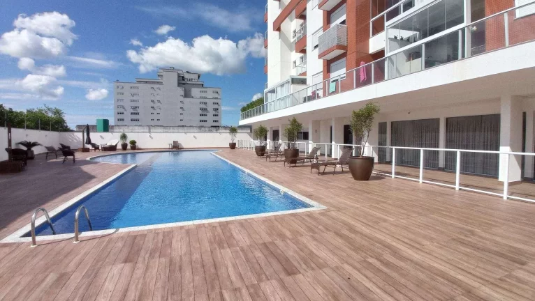 Imagem Cobertura à Venda com 3 Dormitórios (1 suíte), 156 m² - Agronômica - Florianópolis/SC