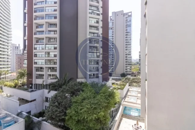 Imagem Excelente Studio à venda em Moema, São Paulo-SP: 1 quarto, 1 banheiro, 33,00 m² de área!