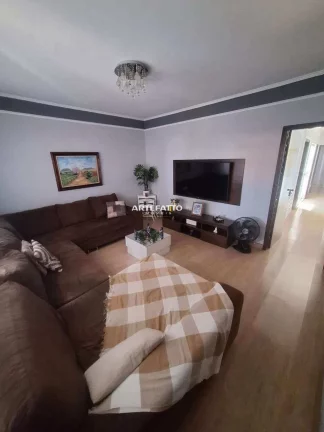 Imagem Casa a Venda Jardim Portinari, Reformada e com edícula nos fundos