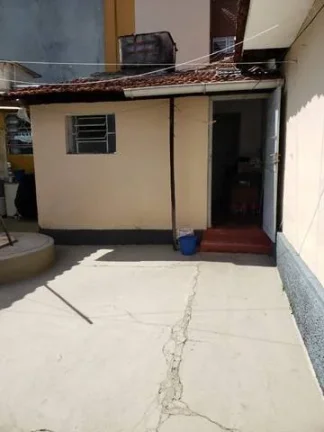 Imagem Casa térrea 124 m² de Construção e terreno de 10 x 25 Com 2 Casas