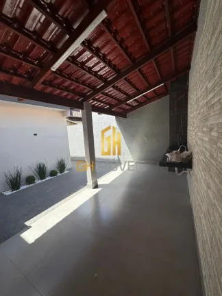 Imagem CA1745

Casa no Jardim Canadá, próximo do Parque das Nações. Com terreno de 180 m², e área con...