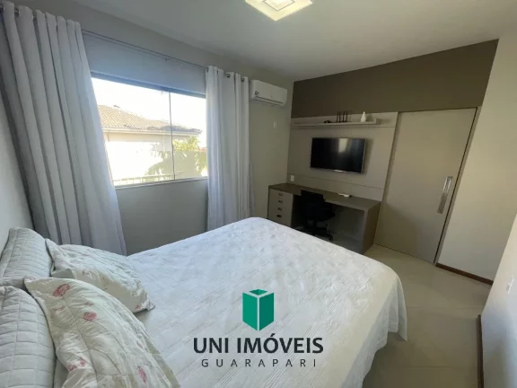Imagem Casa à venda em Guarapari com 3 quartos e lote de 410 m² ? Pronta para morar!
