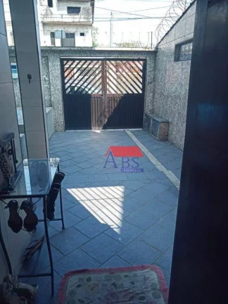 Imagem Sobrado com 3 dormitórios à venda, 141 m² por R$ 470.000,00 - Vila Ponte Nova - Cubatão/SP