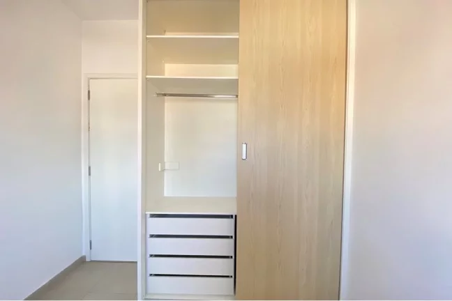 Imagem Apartamento moderno com cozinha integrada à sala, 2 quartos e 1 vaga para locação na Freguesia do Ó