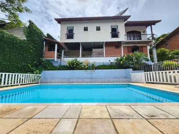 Imagem Casa para Venda em Teresópolis / RJ no bairro Golfe