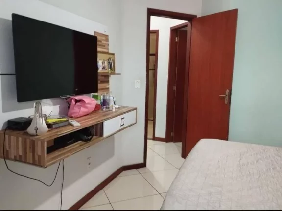 Imagem Vendo esta linda casa no centro de Cabo Frio RJ.