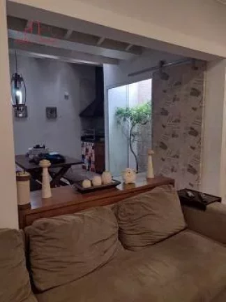 Imagem Casa no horto do ypê - 124 m² - 4 dorms - Aceita Permuta.