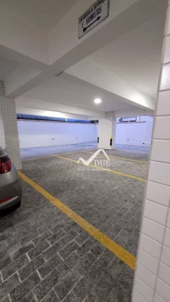 Imagem Apartamento com 2 dormitórios à venda, 90 m² por R$ 617.000 - Boqueirão - Santos/SP
