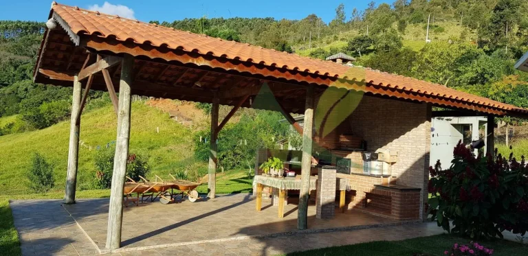Imagem Sítio à Venda com 20.000m² em Piracaia