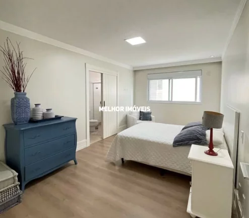 Imagem Apartamento Frente Mar com 04 Suítes em Balneário Camboriú