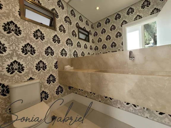 Imagem Casa de luxo no Condomínio Alpes de Vinhedo: 4 quartos, 4 suítes, 3 salas, 6 banheiros, 10 vagas, 566,90m². Venha conhecer! Imagem Casa de luxo no Condomínio Alpes de Vinhedo: 4 quartos, 4 suítes, 3 salas, 6 banheiros, 10 vagas, 566,90m². Venha conhecer!