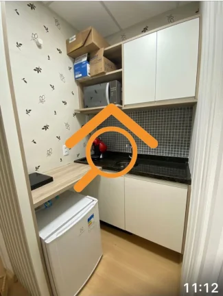 Imagem Sala comercial para locação em condomínio de alto padrão em Santo Amaro, São Paulo-SP: 1 sala, 1 banheiro, 1 vaga de garagem.