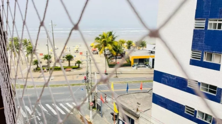 Imagem Apartamento com 2 dormitórios à venda, 80 m² por R$ 350.000,00 - Ocian - Praia Grande/SP