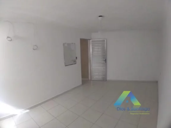 Imagem Lindo sobrado com excelente localização em bairro tranquilo de fácil acesso a comercios e principais avenidas com excelente valor !