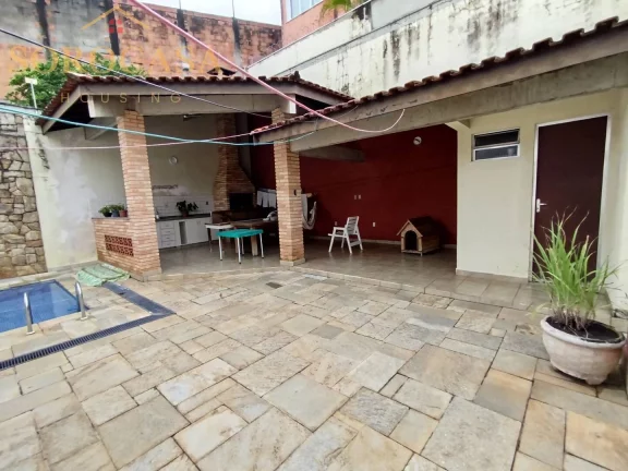 Imagem Casa à Venda - Sobrado - 4dorm. 1suite e Piscina - Trujilo