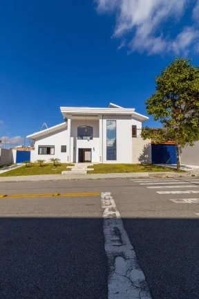 Imagem Casa com 337 m² Mobiliada 4 Dormitotios Estuda Permuta Parcial no ABC