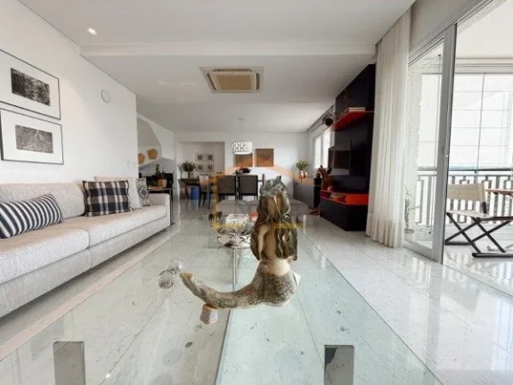 Imagem Duplex com 208 m² de área útil, distribuído em dois andares, com 4 dormitórios, sendo 3 suítes...