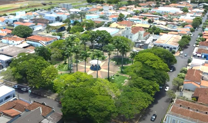 Imagem Terreno residencial para venda em Centro, 400m2