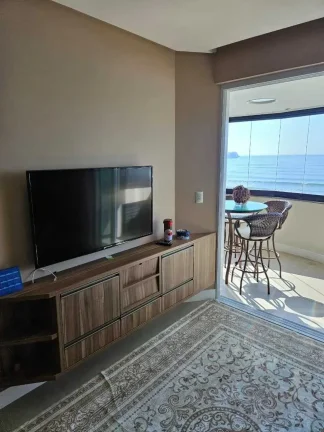 Imagem Apartamento frente mar com 3 dormitórios sendo 1 suíte e 1 vaga de garagem no Centro de Itapema