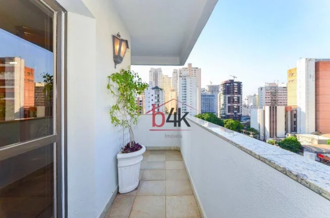 Imagem Cobertura com 393 m² à venda, 3 dormitórios e 3 vagas no Campo Belo