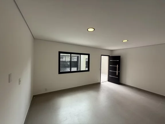 Imagem Casa à Venda com Piscina e Salão de Lazer no Portal dos Ipês - Cajamar/SP