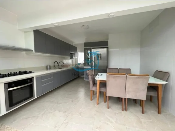 Imagem Vendo Lindíssima cobertura duplex nova com 3 dormitórios, 150 m² nas Toninhas - Ubatuba