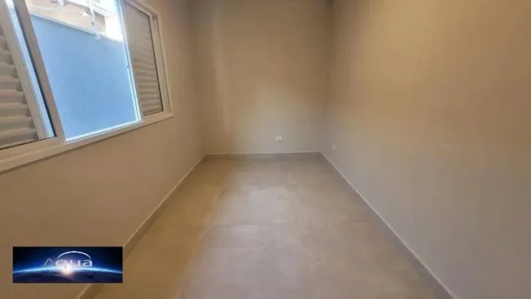 Imagem Casa para Venda em Praia Grande, Solemar, 4 dormitórios, 1 suíte, 2 banheiros, 3 vagas