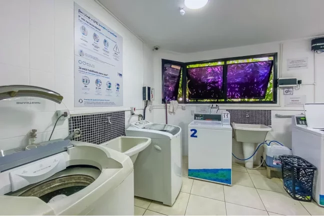 Imagem Cobertura à venda em São Paulo, Moema, com 2 quartos, 80m2