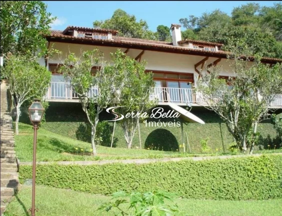 Imagem Casa com 6 dormitórios à venda, 374 m² por R$ 1.586.000,00 - Golfe - Teresópolis/RJ