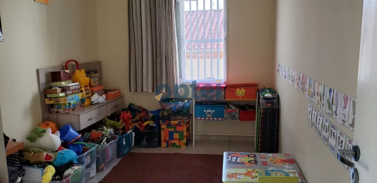 Imagem Sobrado, 196 m², 4 quartos, 2 suites, com 04 vagas no Bairro Anchieta, São Bernardo do Campo, SP.
