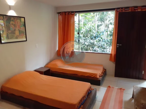 Imagem Casa de luxo em condomínio exclusivo em Ubatuba-SP, bairro Promirim: 3 quartos, 3 banheiros, 180m² de área.
