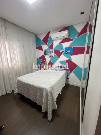 Imagem Casa Térrea de Alto Padrão no Condomínio Pitanguá em Londrina, 3 Suítes, 279m² Construídos, Lazer Completo e Localização Privilegiada Próx. Catuaí