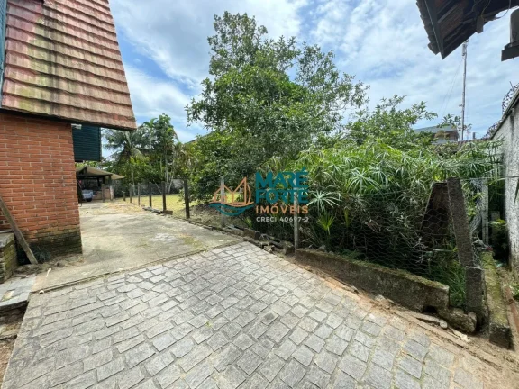Imagem CASA NA PRAIA MAIS PROCURADA DE UBATUBA, COM UM ENORME TERRENO!