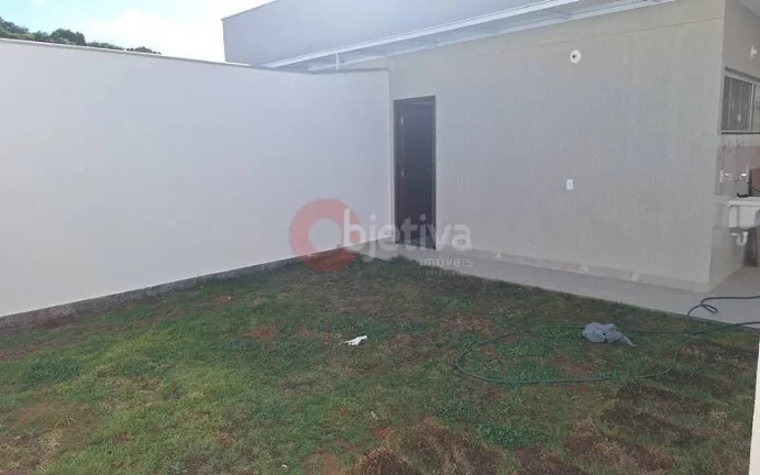 Imagem Excelente casa de 3 quartos com suite - Vila do Peró - Cabo Frio.