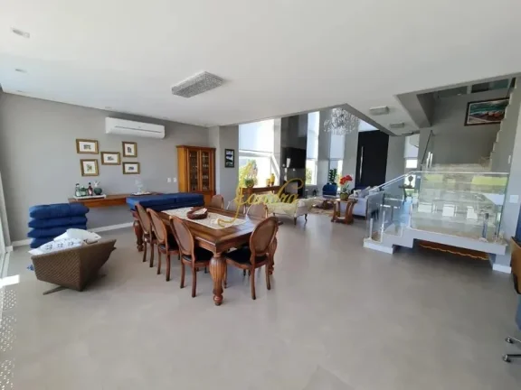 Imagem Sobrado finamente mobiliado e decorado beira de lago
