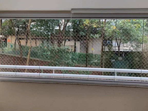 Imagem Charmoso Condomínio Clube do Panamby